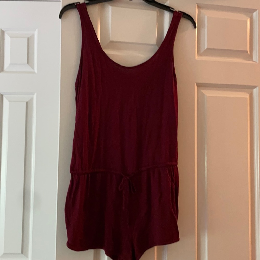 Forever 21 Maroon Romper. Size S. Stretchy material. Super comfy!